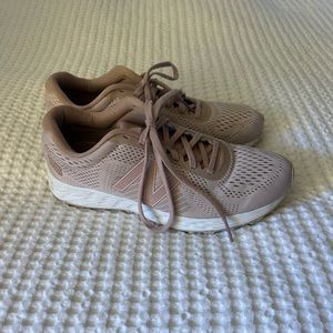 New Balance Fresh Foam Tennis Shoes